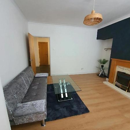 Double Bedroom 96Glc Greater Manchester Middleton  Eksteriør billede